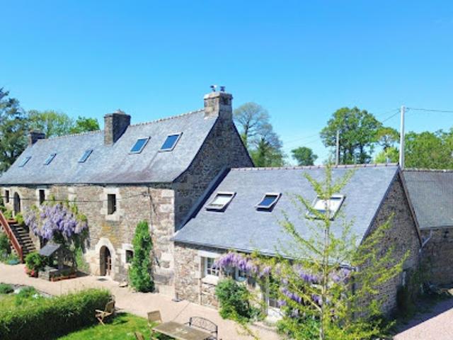 Château vente à Kerviou, Duault