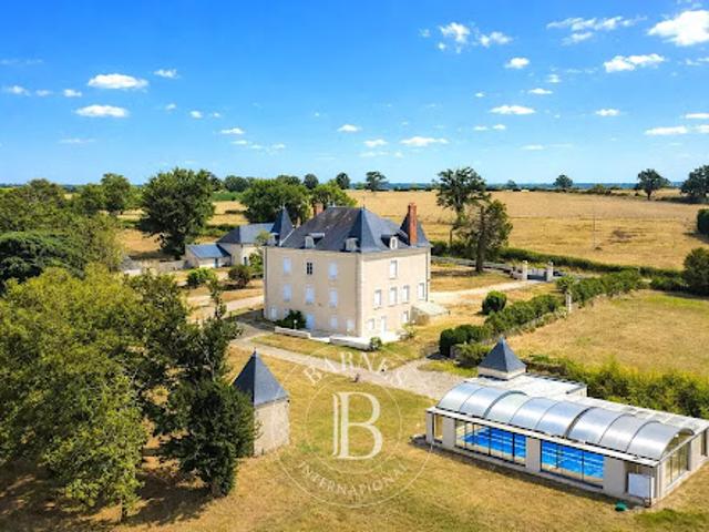 Château vente à Montmorillon