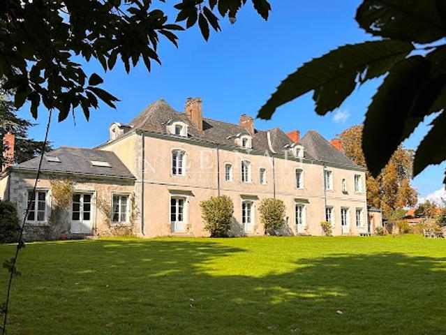 Château vente à La Haie-fouassière, Le Port