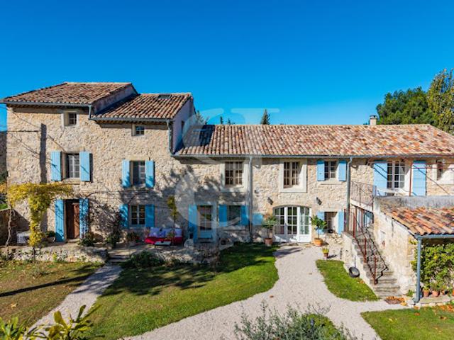 Ferme vente à Carpentras, Pernes-les-fontaines