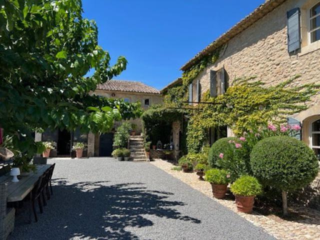 Ferme vente à Apt, Ménerbes