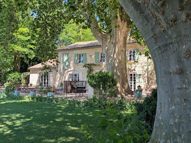 Ferme vente à Arles, Saint-andiol