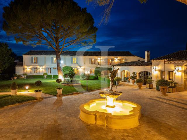 Ferme vente à Maussane-les-Alpilles, Bouches-du-Rhône