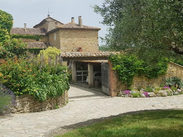 Ferme vente à Alès, Servas