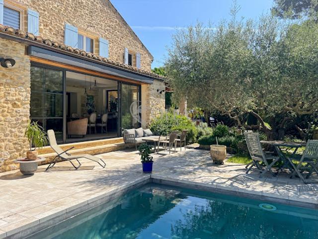 Ferme vente à Nîmes, Montaren-et-saint-médiers