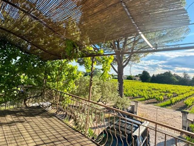 Ferme vente à Carpentras, Bollène