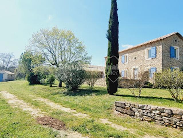 Ferme vente à Nîmes, Goudargues