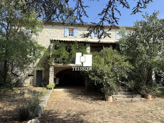 Ferme vente à Largentière, Berrias-et-casteljau