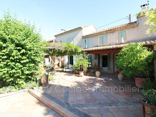 Ferme vente à Nîmes, Sernhac
