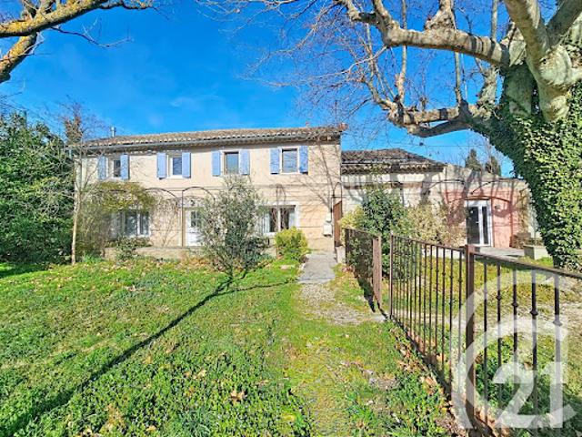 Ferme vente à Apt, Cheval-blanc