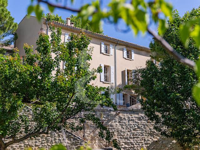 Ferme vente à Carpentras, Visan