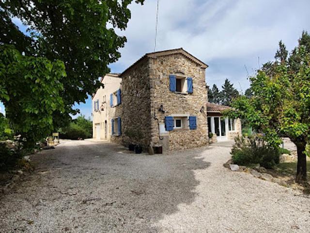 Ferme vente à Alès, Saint-jean-de-maruéjols-et-avéjan