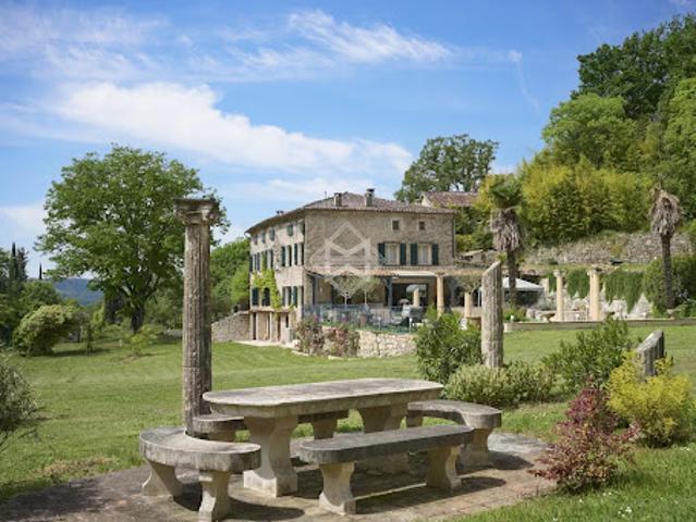 Ferme vente à Le Village, Callian