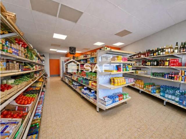 Local Commercial vente à Clermont, Oise