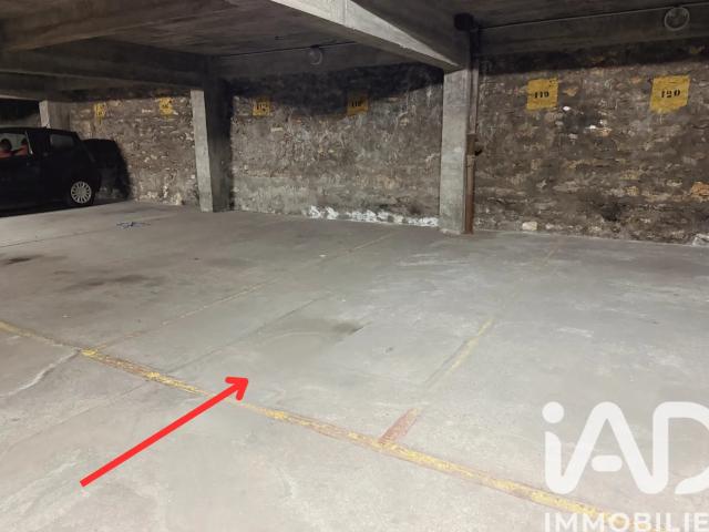 Garage vente à Paris, Île-de-France