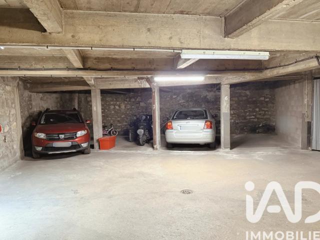 Garage vente à Paris, Île-de-France
