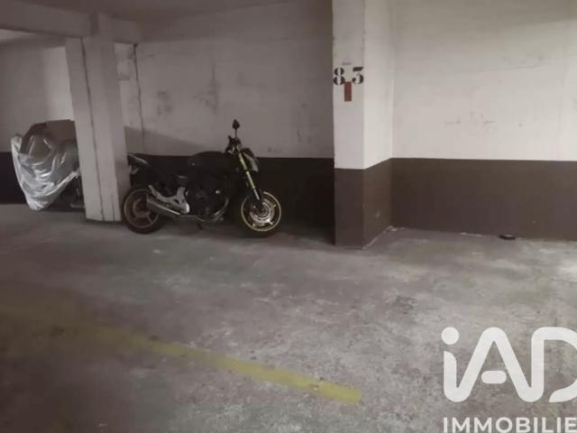 Garage vente à Paris, Île-de-France