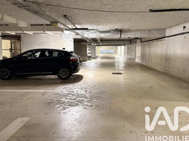 Garage vente à Versailles, Guyancourt