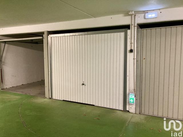 Garage vente à Saint-Malo, Bretagne