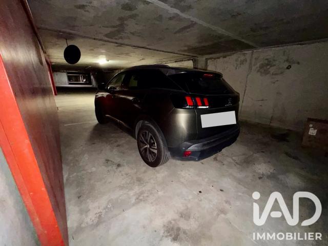 Garage vente à Notre-Dame, Versailles