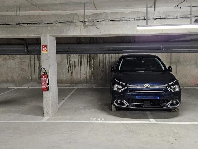 Garage vente à Saint-Germain-en-Laye, Verneuil-sur-seine