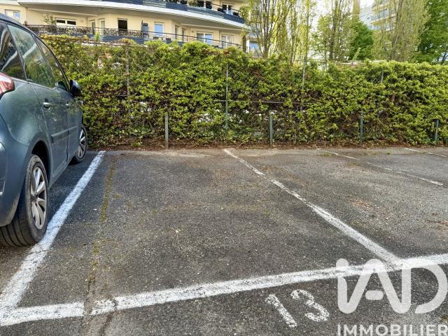 Garage vente à Nanterre, Courbevoie