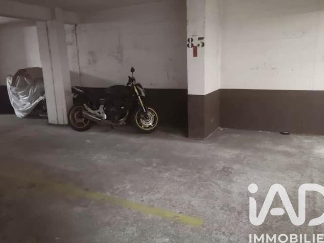 Garage vente à Paris, Île-de-France