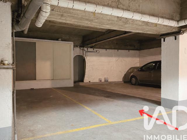 Garage vente à Paris, Île-de-France