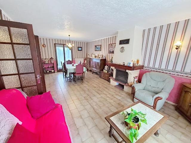 Maison vente à La Châtre, Montgivray