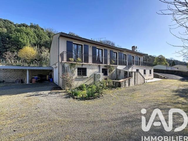 Maison vente à Angoulême, La Couronne