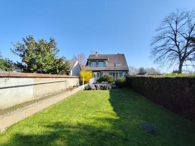 Maison vente à Chartres, Lèves