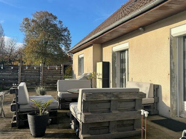Maison vente à Nogent-le-Rotrou, Charbonnières