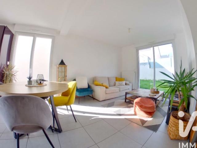 Maison vente à Laval, Changé