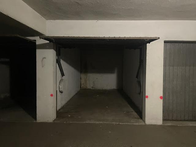 Garage vente à Aix-en-Provence, Aix-en-provence