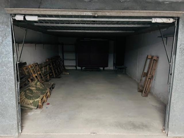 Garage vente à Montpellier, Bouzigues