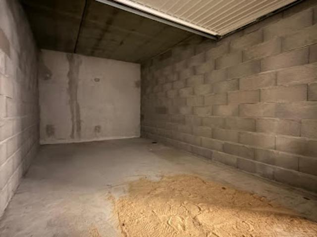 Garage vente à Mâcon, Charnay-lès-mâcon