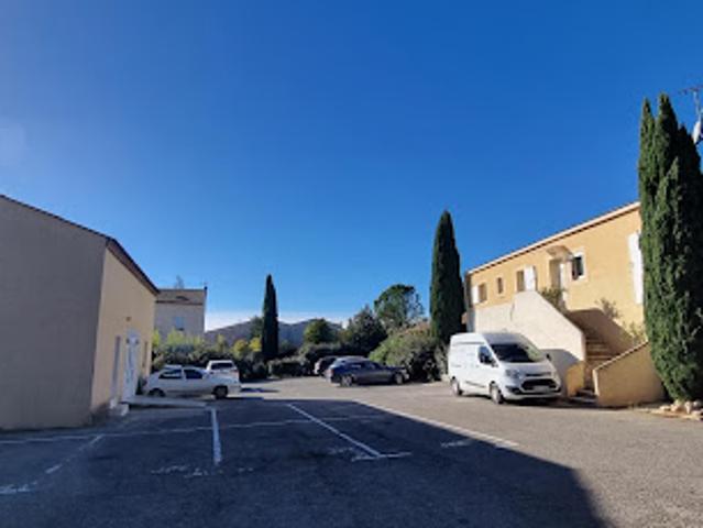 Garage vente à Aix-en-Provence, Eguilles