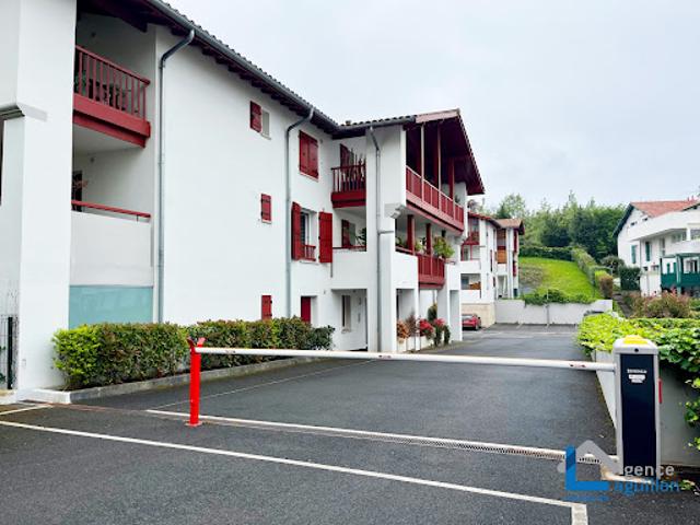 Garage vente à Bayonne, Hendaye