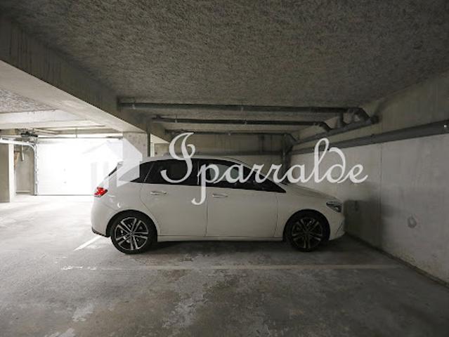 Garage vente à Bayonne, Hendaye