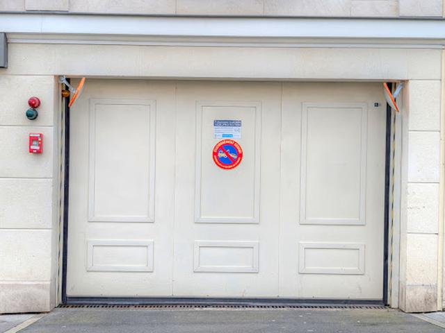 Garage vente à Nanterre, Courbevoie