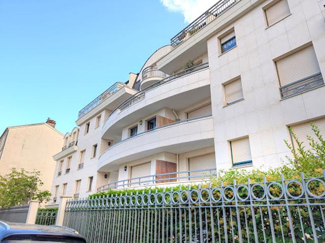 Garage vente à Nanterre, Courbevoie