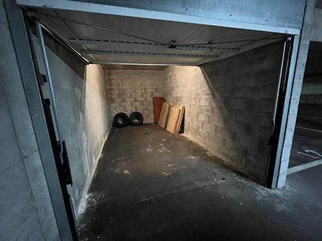 Garage vente à La Rochelle