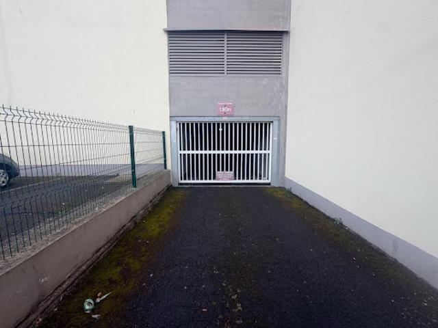 Garage vente à Béziers, Agde