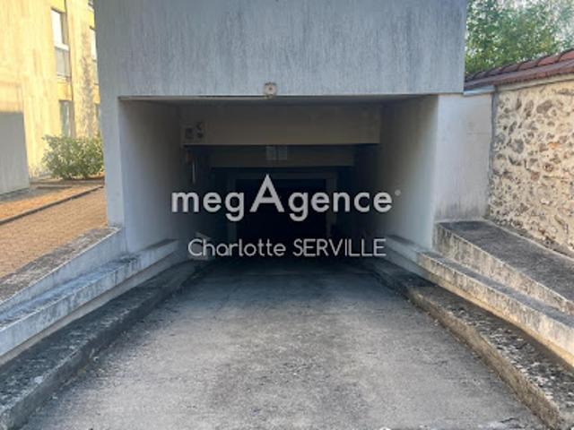 Garage vente à Le Chesnay, Le Chesnay-Rocquencourt
