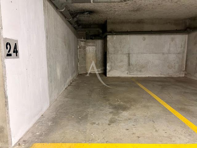 Garage vente à Cité Basse, Le Plessis-Robinson
