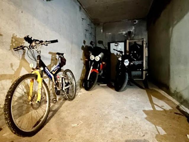Garage vente à Les Sables-d'Olonne, Château-d'olonne