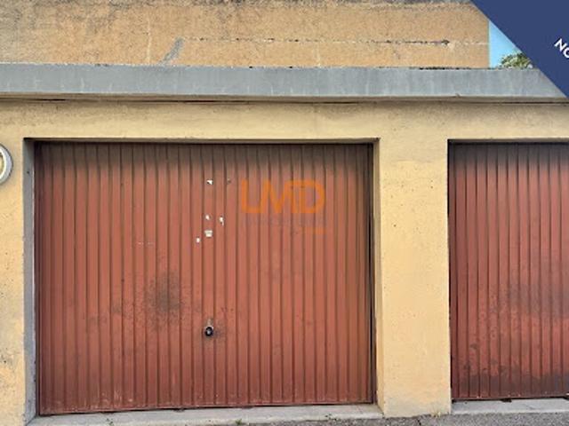 Garage vente à La Croix-Rouge, Marseille
