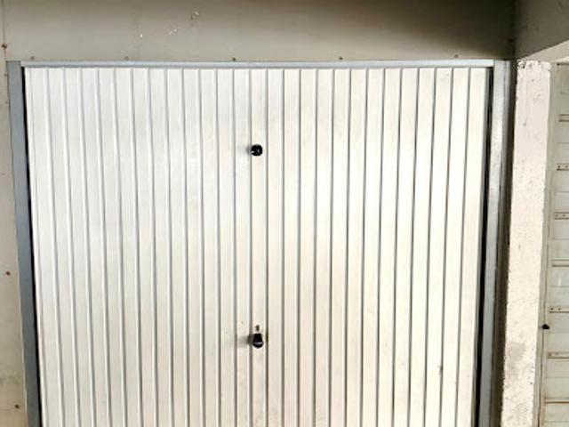 Garage vente à Nîmes