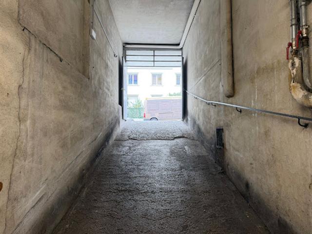 Garage vente à Paris 12e Arrondissement, Paris