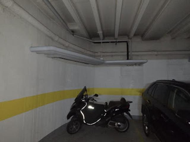 Garage vente à Paris 15e Arrondissement, Paris